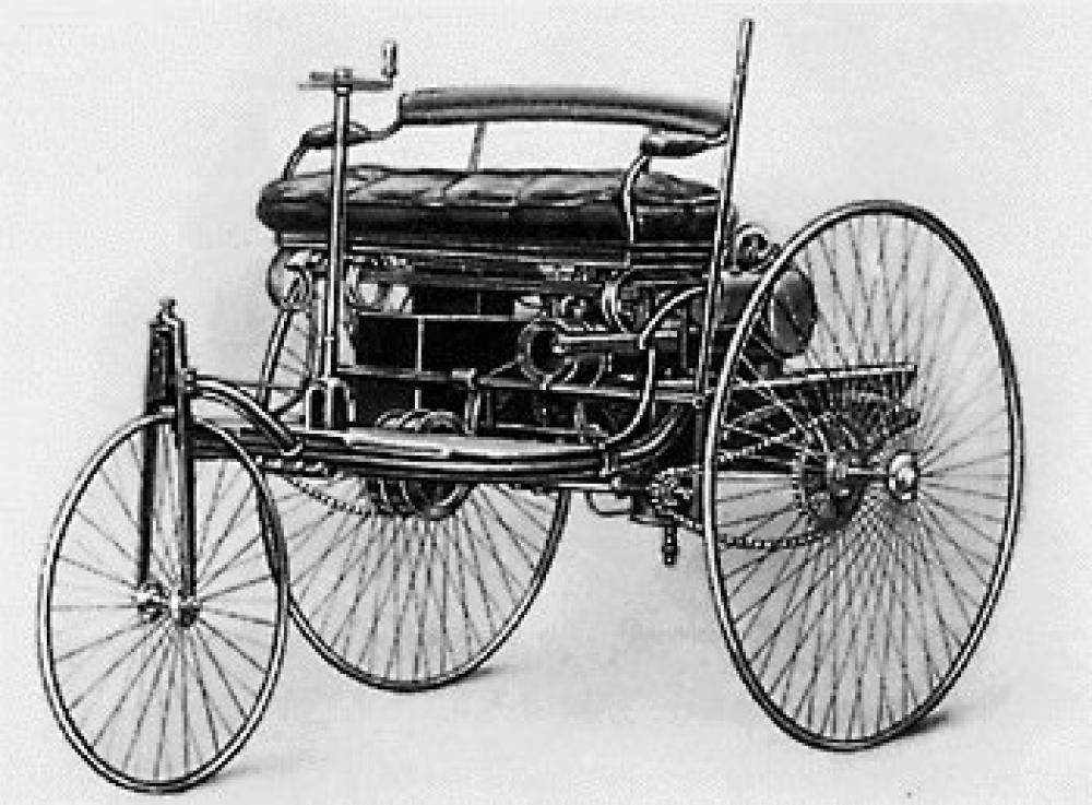 اولین اتومبیل 